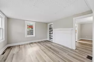 28 W Prescott St, Westford, MA 01886 - Photo 6