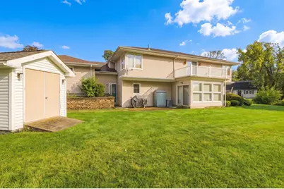 131 Valley Rd, Somerset, MA 02726 - Photo 8
