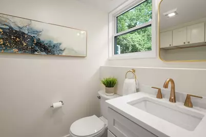 225 W Plain St, Wayland, MA 01778 - Photo 18