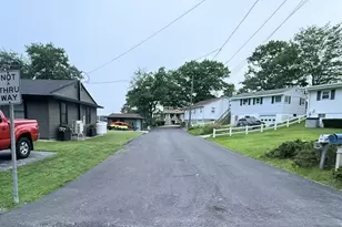 60 Wakefield Ave Webster Lake, Webster, MA 01570 - Photo 12