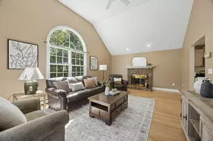 48 June St, Northbridge, MA 01534 - Photo 18