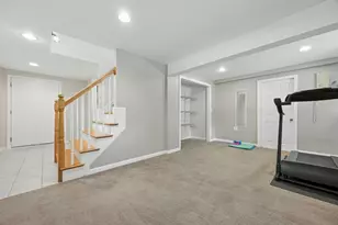 48 June St, Northbridge, MA 01534 - Photo 32