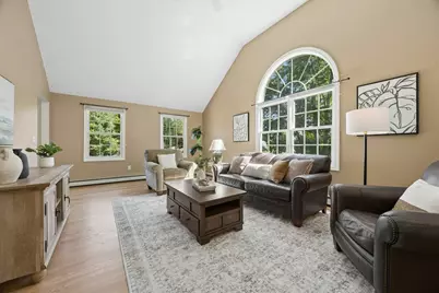 48 June St, Northbridge, MA 01534 - Photo 20