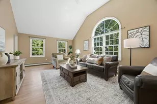 48 June St, Northbridge, MA 01534 - Photo 20