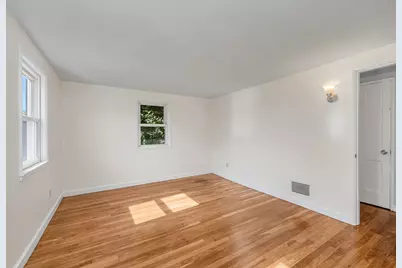 15 Regent Rd, Malden, MA 02148 - Photo 14