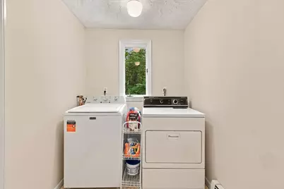 52 W Elm St, Hopkinton, MA 01748 - Photo 28