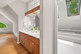 52 W Elm St, Hopkinton, MA 01748 - Photo 20