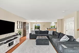 117 Ingell St, Taunton, MA 02780 - Photo 8