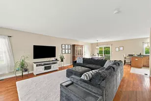 117 Ingell St, Taunton, MA 02780 - Photo 6