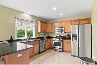 117 Ingell St #B, Taunton, MA 02780 - Photo 12