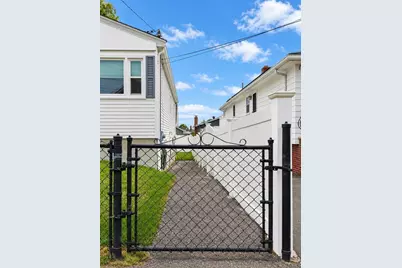 57 South Ave #1, Revere, MA 02151 - Photo 4