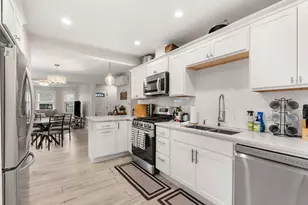 23 Verdun St, Boston, MA 02124 - Photo 16