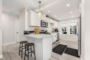 23 Verdun St, Boston, MA 02124 - Photo 12