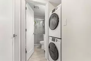 23 Verdun St, Boston, MA 02124 - Photo 14