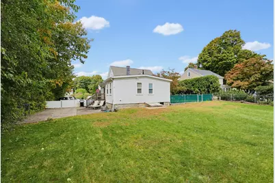81 Pleasant Street, Franklin, MA 02038 - Photo 40