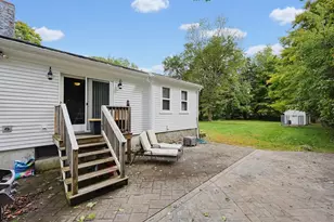 81 Pleasant St, Franklin, MA 02038 - Photo 26