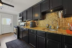 81 Pleasant St, Franklin, MA 02038 - Photo 6
