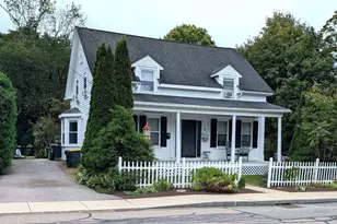 81 Pleasant St, Franklin, MA 02038 - Photo 2