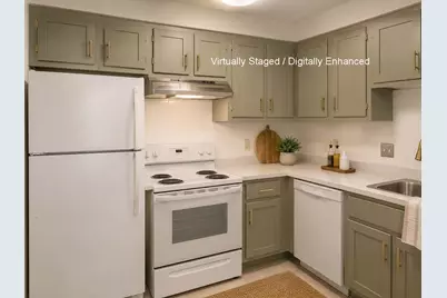 100 Grand View Avenue #10C, Quincy, MA 02170 - Photo 4