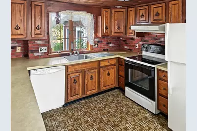 170 Barton Rd, Greenfield, MA 01301 - Photo 16