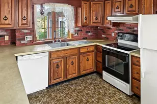 170 Barton Rd, Greenfield, MA 01301 - Photo 16