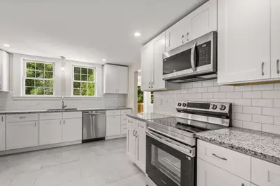 547 Turnpike St, Easton, MA 02375 - Photo 4