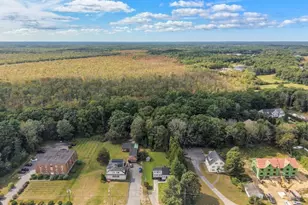 547 Turnpike St, Easton, MA 02375 - Photo 32