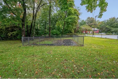100 Village Dr, Dracut, MA 01826 - Photo 38