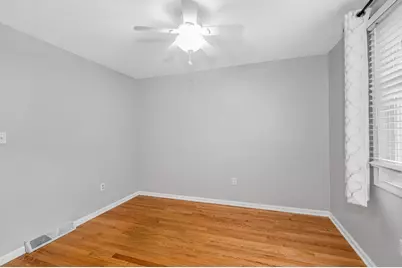 100 Village Dr, Dracut, MA 01826 - Photo 24