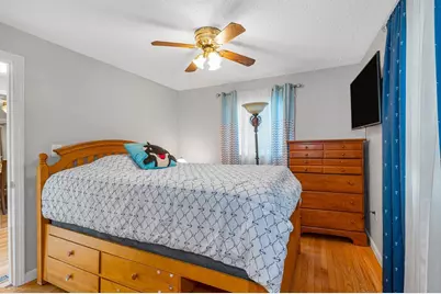 100 Village Dr, Dracut, MA 01826 - Photo 16
