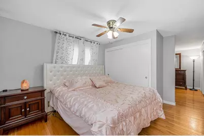 100 Village Dr, Dracut, MA 01826 - Photo 20