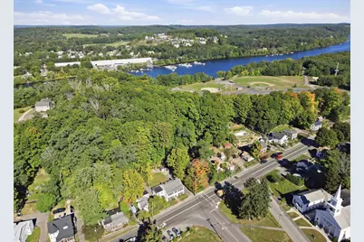 249 Main St, Groveland, MA 01834 - Photo 40