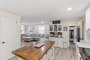 91 Hudson St, Springfield, MA 01118 - Photo 10