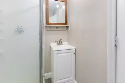 33 Garfield St, Lawrence, MA 01843 - Photo 8