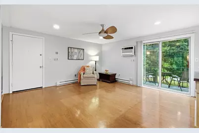 80 Damon Rd #6308, Northampton, MA 01060 - Photo 4