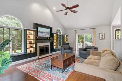 24 Darlene Dr, Southborough, MA 01772 - Photo 10