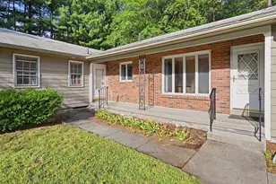 185 Redfern Dr, Longmeadow, MA 01106 - Photo 2