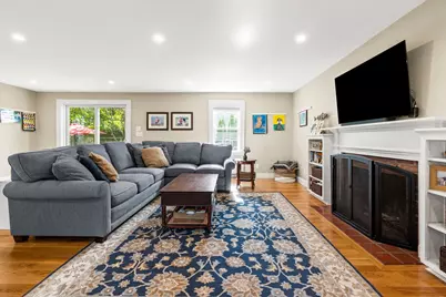 21 Hereford Rd, Marblehead, MA 01945 - Photo 18