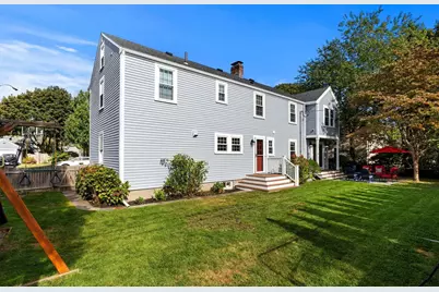 21 Hereford Rd, Marblehead, MA 01945 - Photo 2