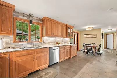 70 Birchbark Dr, Hanson, MA 02341 - Photo 8