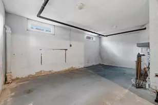 31 Zeller St, Boston, MA 02131 - Photo 42