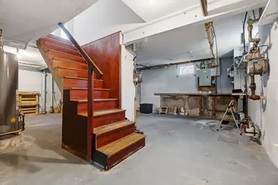 31 Zeller St, Boston, MA 02131 - Photo 40