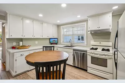 86 Wright Ave, Medford, MA 02155 - Photo 20
