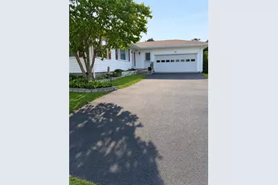 156 Eastview Ave, Somerset, MA 02726 - Photo 2