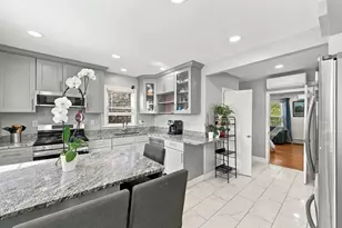 104 Waterhill St, Lynn, MA 01905 - Photo 2