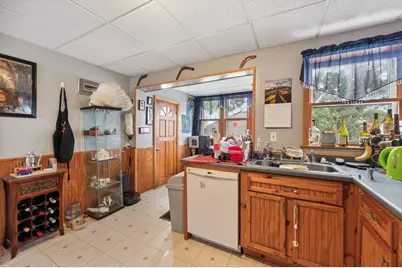 88 Wordsworth St, Boston, MA 02128 - Photo 4