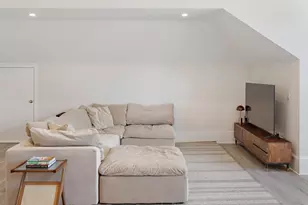 10 Congress St, Amesbury, MA 01913 - Photo 8