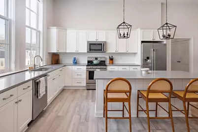 10 Congress St #301, Amesbury, MA 01913 - Photo 2