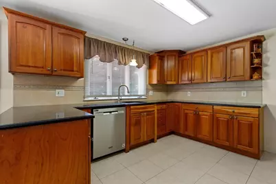 159 Braemoor Rd, Brockton, MA 02301 - Photo 2