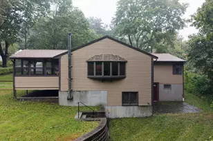 39 Curley Dr, Hudson, MA 01749 - Photo 4